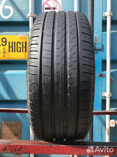 Pirelli Cinturato P7 245/45 R18