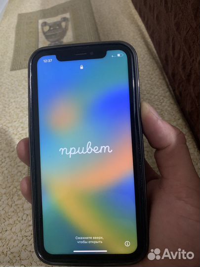 iPhone xr в корпусе 13