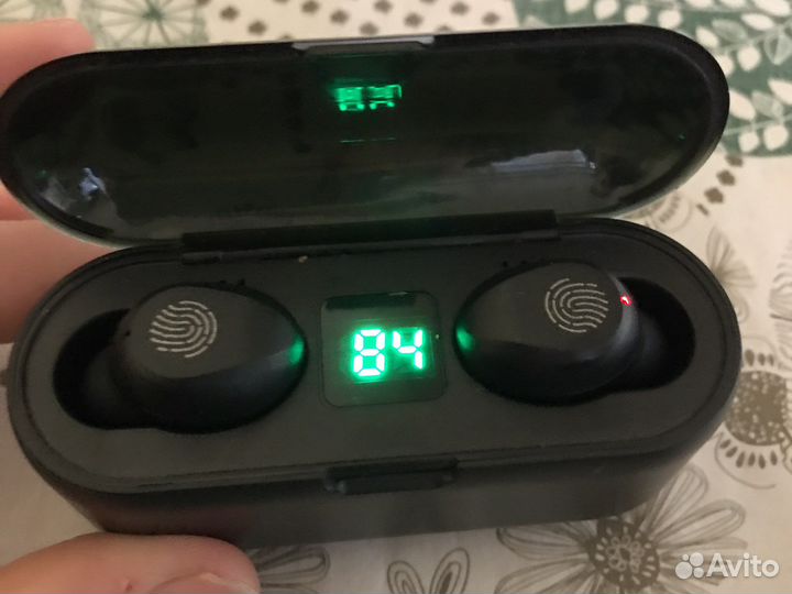 Беспроводные наушники f9