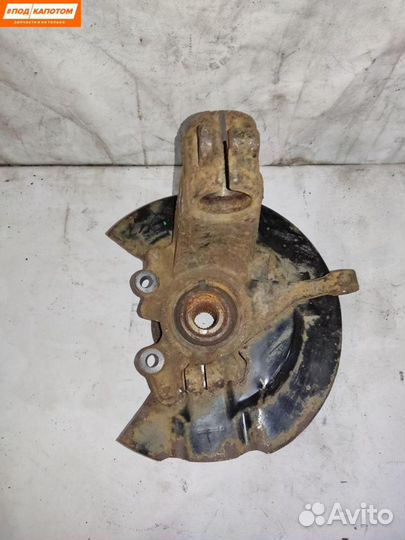 Кулак передний правый Ford Kuga 2 2015