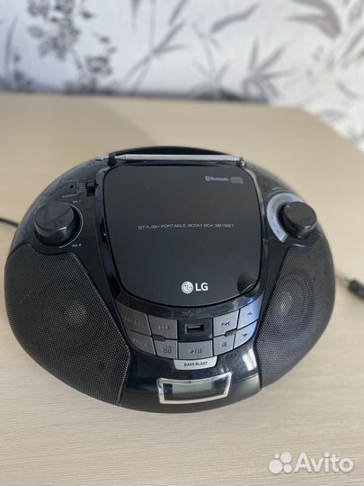 Магнитола LG