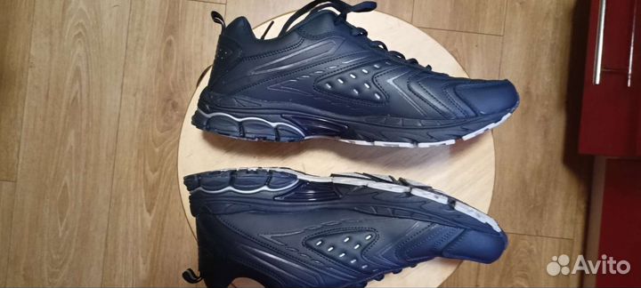 Кроссовки bona 43