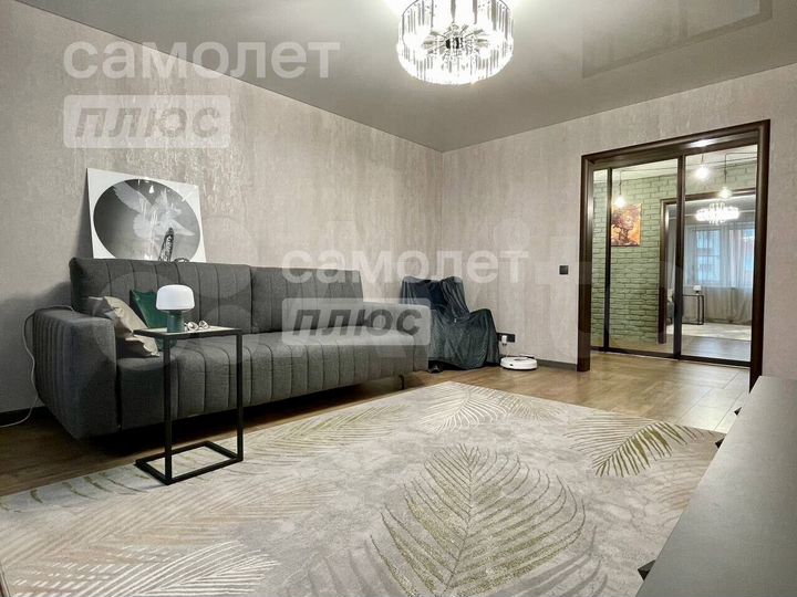 2-к. квартира, 71 м², 8/10 эт.