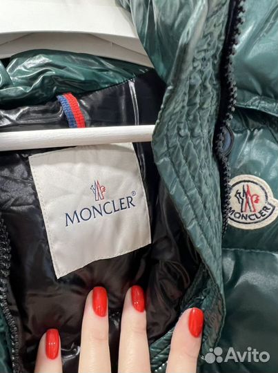 Жилет пуховой moncler