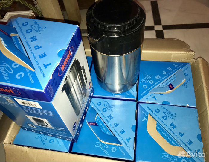 Термосы нерж. 3 и 2 л