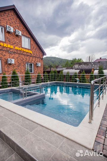 Гостевой дом с бассейном