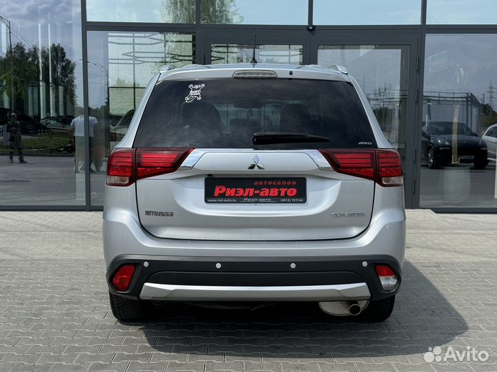 Mitsubishi Outlander 2.4 CVT, 2015, 82 780 км