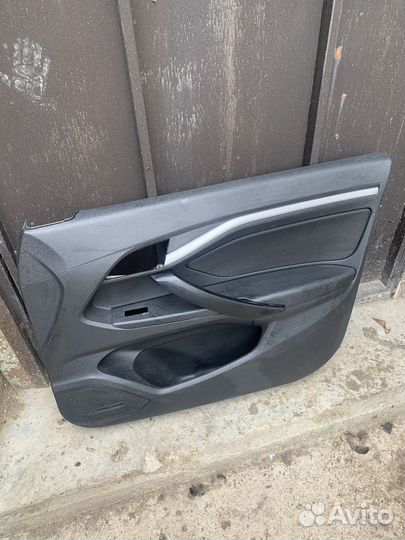 Обшивка на весту