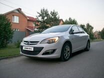 Opel Astra 1.6 MT, 2013, 127 000 км, с пробегом, цена 1 030 000 руб.