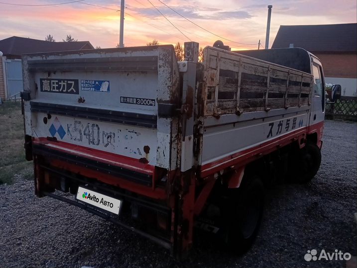 Isuzu Elf, 1994