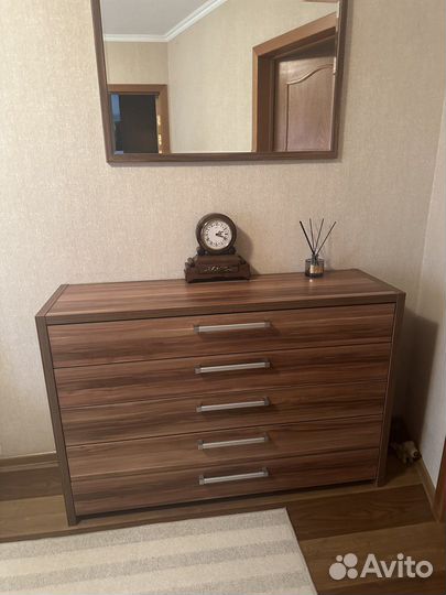 Комод вместительный