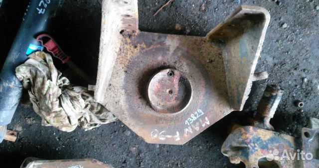 Площадка подушки верхняя MAN F90