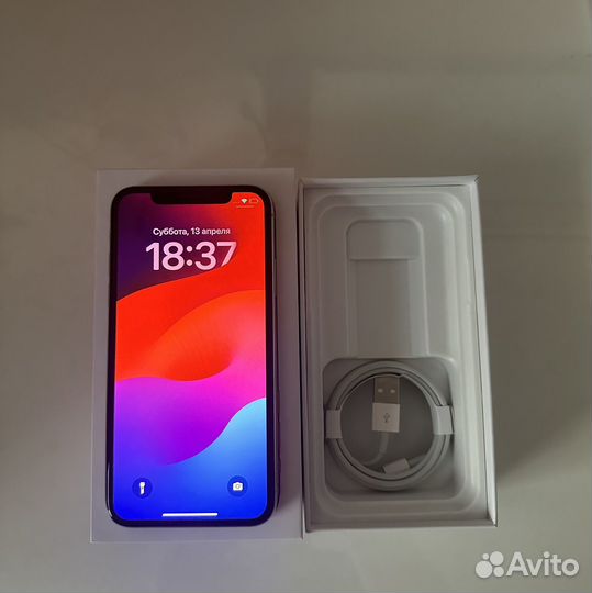 iPhone Xs, 64 ГБ