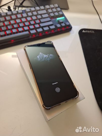 Xiaomi Mi 9, 6/128 ГБ