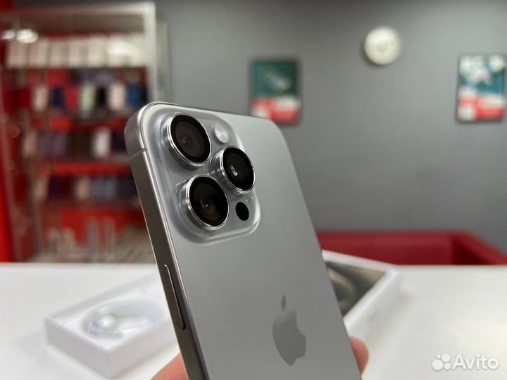 iPhone 15 Pro Max, 256 ГБ