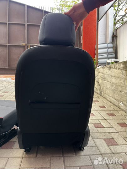 Сиденья от Hyundai Solaris