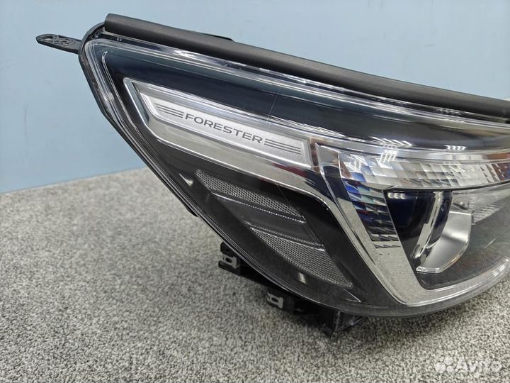 Фара правая subaru forester 5 SK 2018-2021