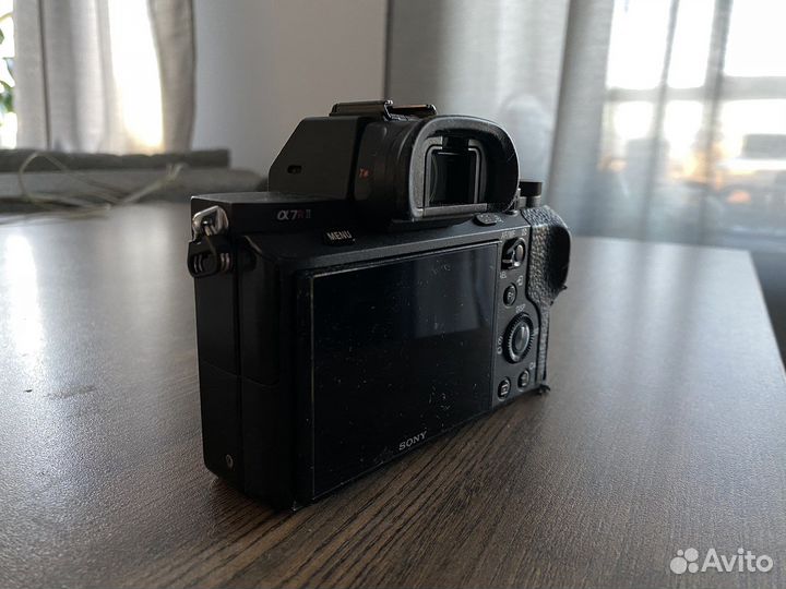 Продаю фотоаппарат Sony a7r2