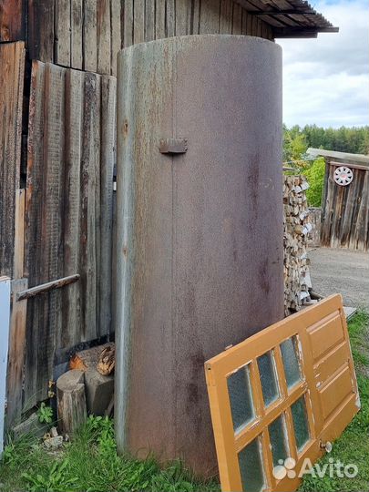 Емкость для воды металлическая