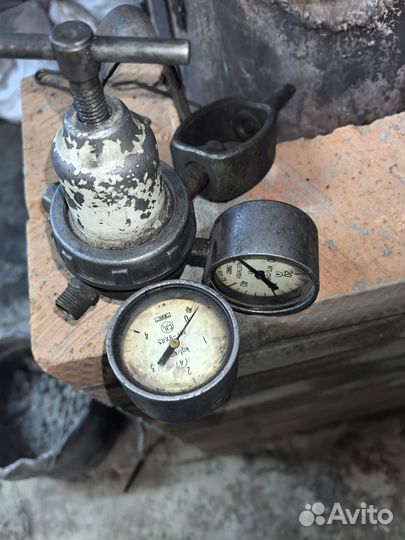 Продам ацителеновый балон и редуктор