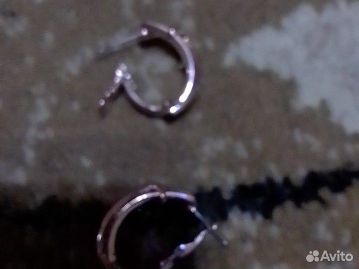 Серьги.застежка гвоздиком