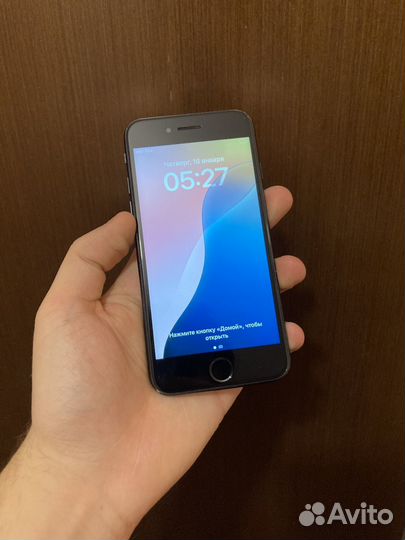 iPhone SE (2020), 64 ГБ