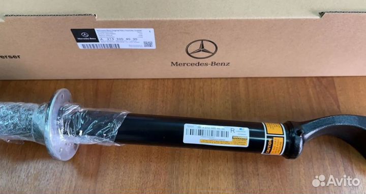 Амортизатор передний правый Mercedes A2133204030