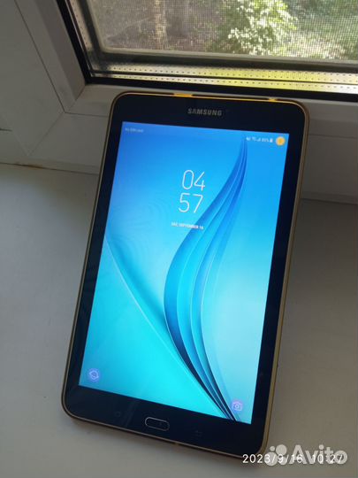 Планшет samsung tab e 8.0