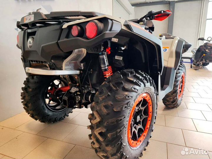 Квадроцикл BRP Outlander 1000 X XC витрина