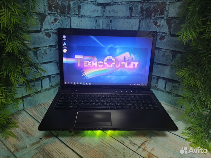 Шустрый ноутбук Lenovo i3/4gb/gt520m