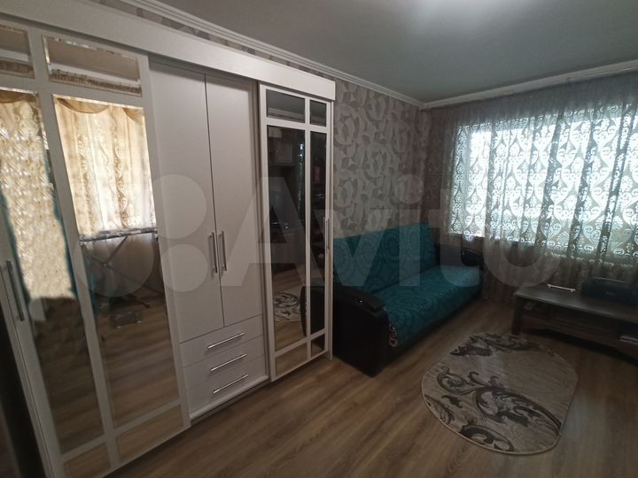 2-к. квартира, 43 м², 1/2 эт.