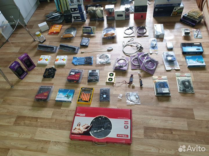 Клавиатуры мышки колонки аксессуары и т.д