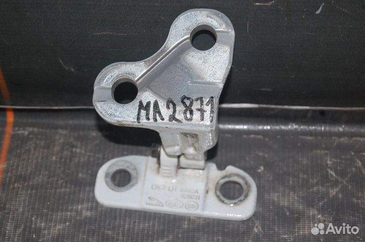 Шарнир дверной задний левый - Jaguar F-Pace