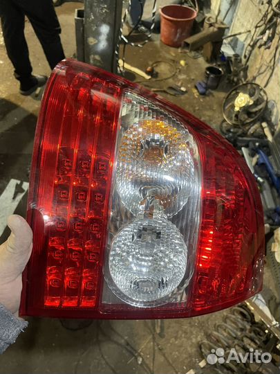 Подфарник на priora