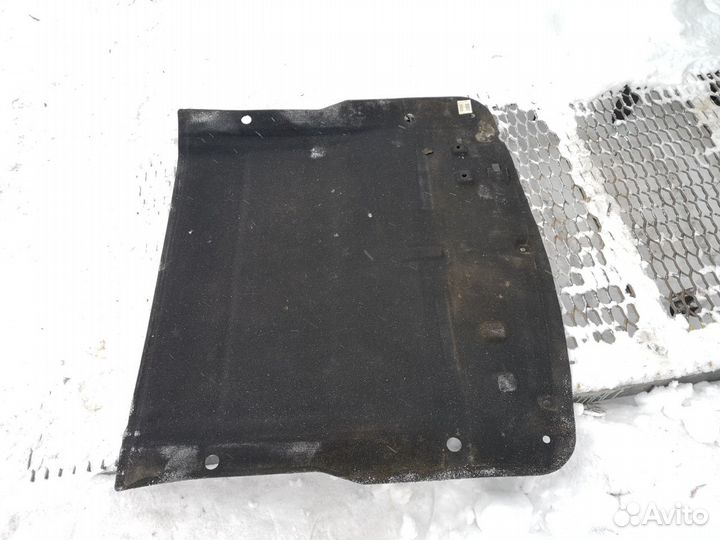 Пол багажника на KIA sorento 2009-н.в