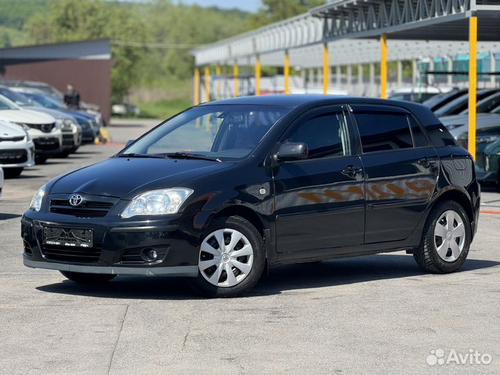 Toyota Corolla 1.4 AT, 2004, 128 728 км