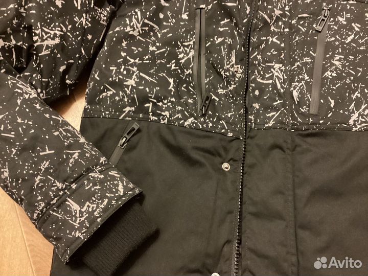 Новая мужская куртка cropp зима S
