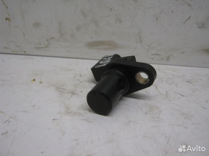 Датчик оборотов распределительного вала Вольво S40