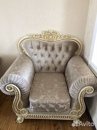 Диван тройка диван раскладной и два кресла