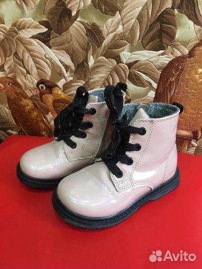 Ботинки на девочку 24 размер