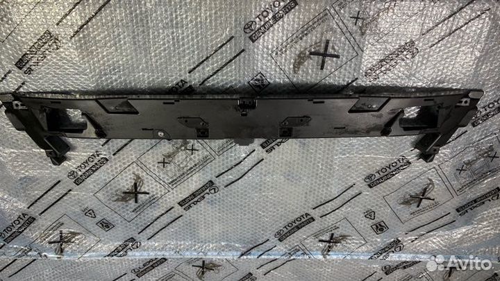 Кронштейн Lexus Lx570 2016