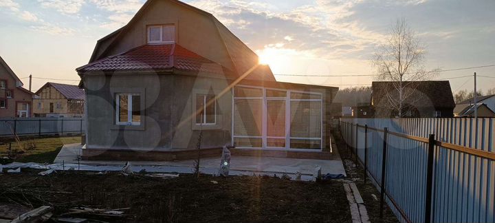 Дом 219 м² на участке 10 сот.