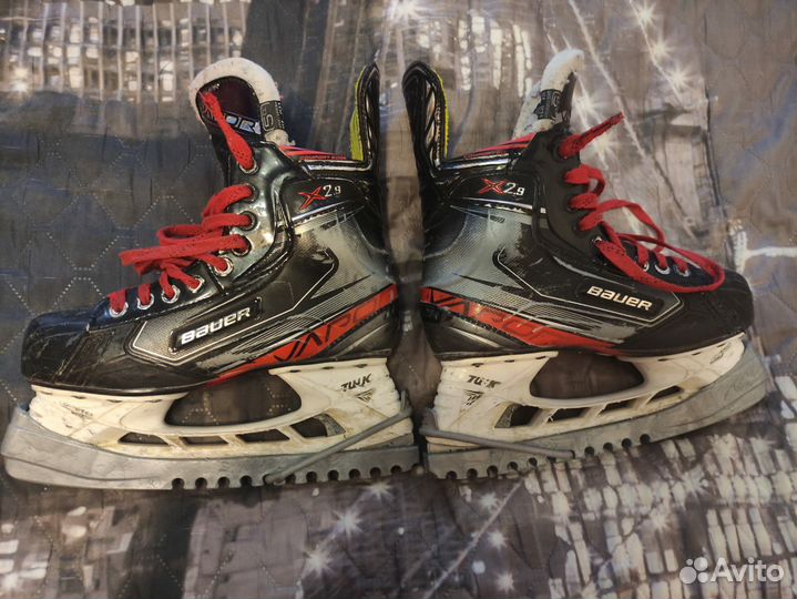 Коньки Bayer Vapor X2.9, Шлем Easton, Щитки Bayer