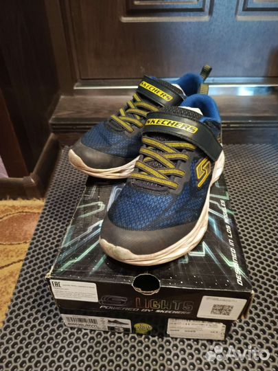 Кроссовки детские