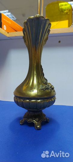 Антикварный кувшин Peltrato