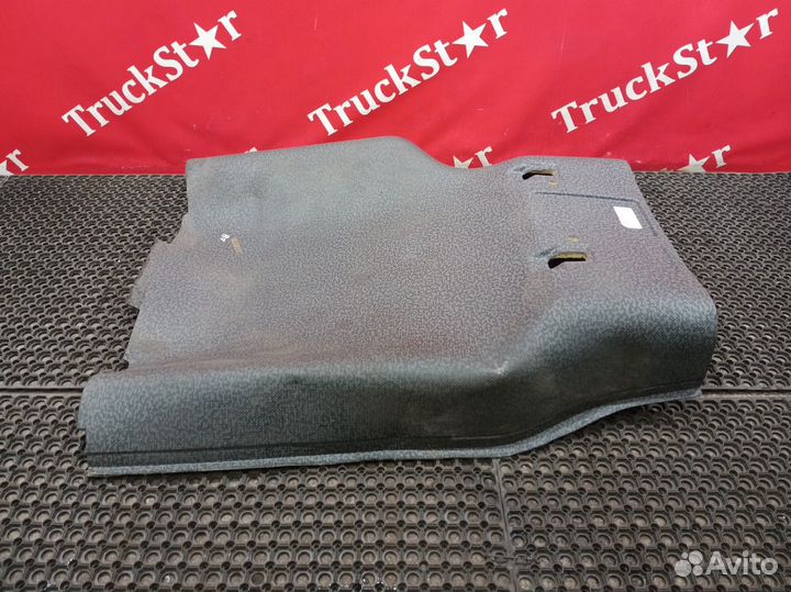 Покрытие напольное центральное 2018г. Renault T