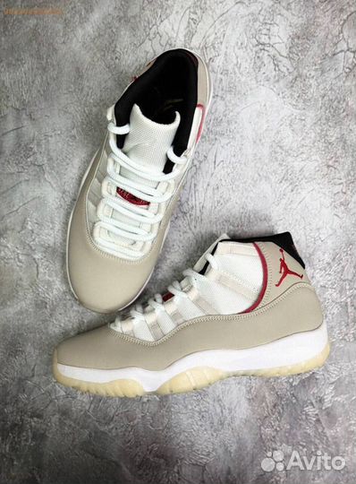 Nike AIR Jordan 11 beige