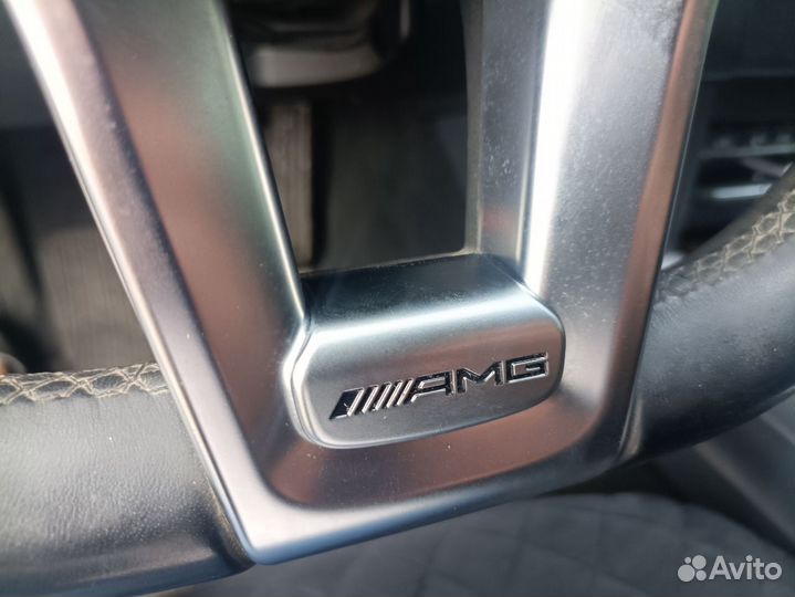 Накладка на руль Mercedes AMG