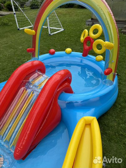 Бассейн с шариками