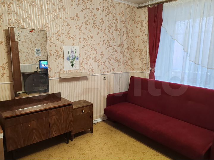Комната 12 м² в 3-к., 2/5 эт.